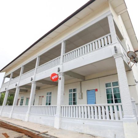 Oyo 90135 Saujana Villa Cherok Paloh Kuantan Exterior foto