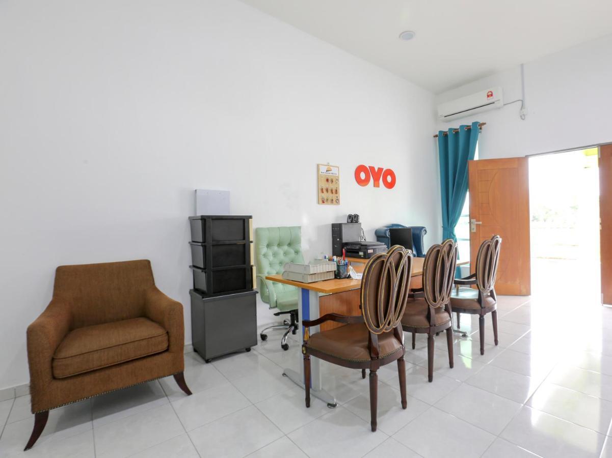 Oyo 90135 Saujana Villa Cherok Paloh Kuantan Exterior foto